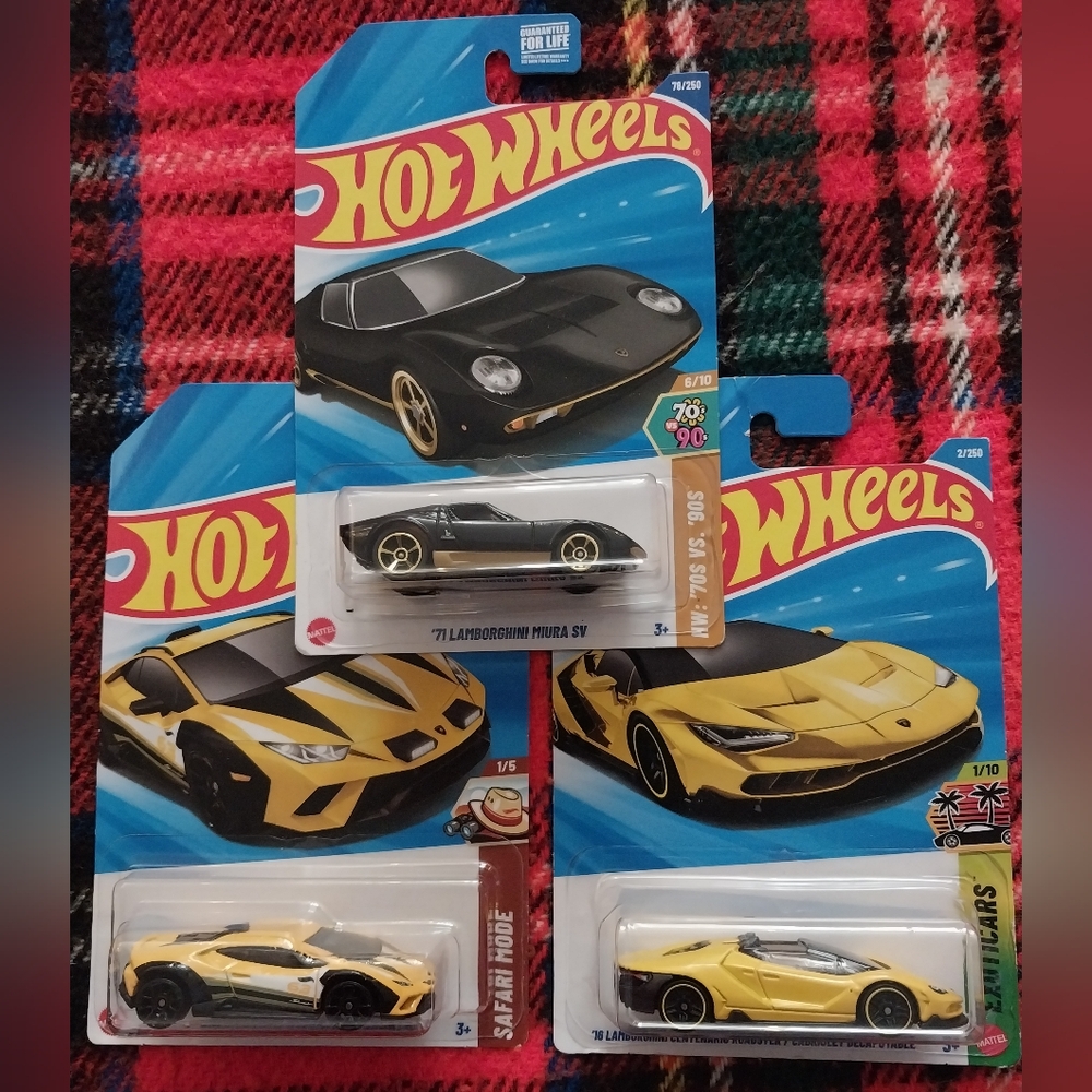 3 Lamborghini Lot